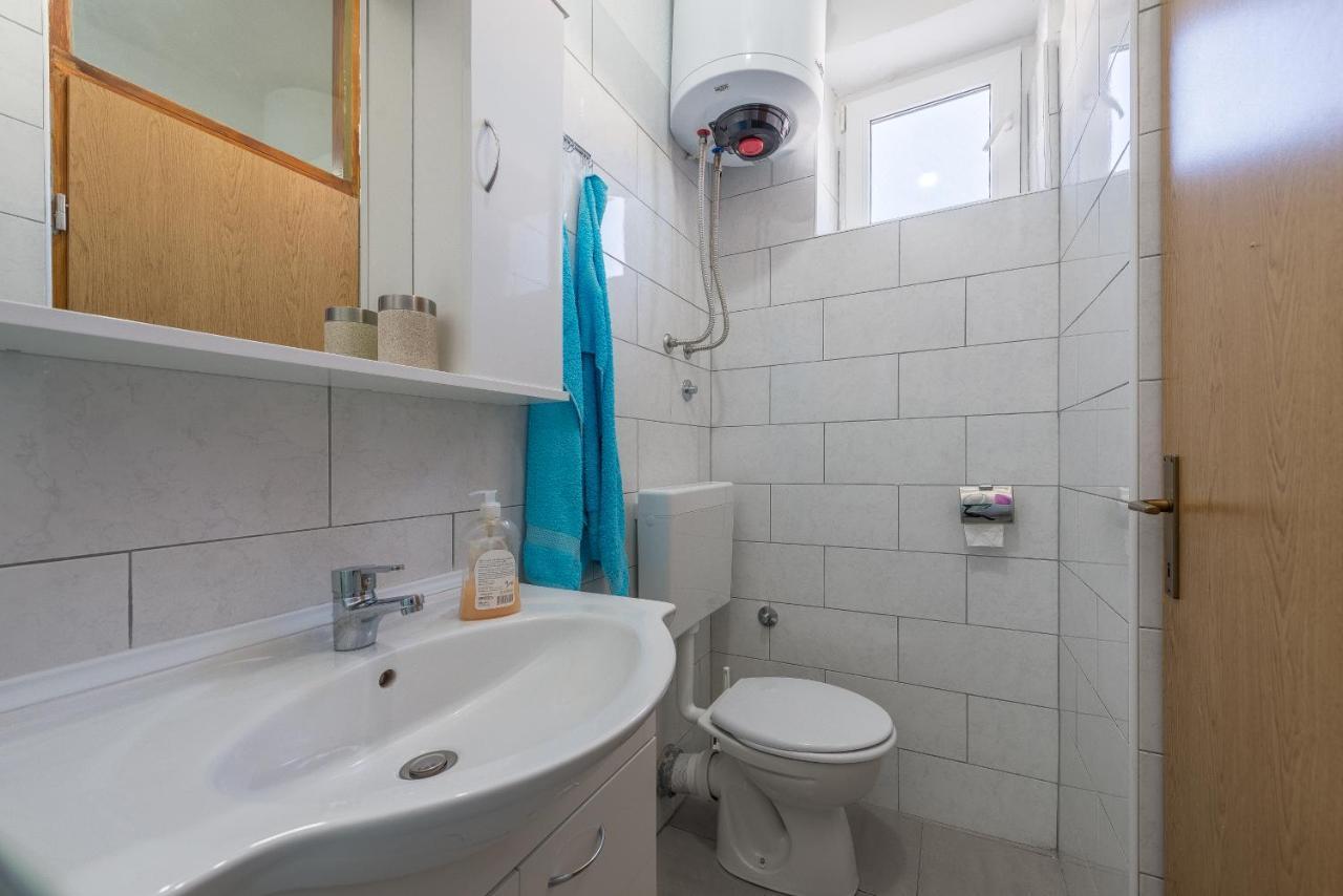 Apartmani Mlinar9 #2 ゴルニ・カリン エクステリア 写真