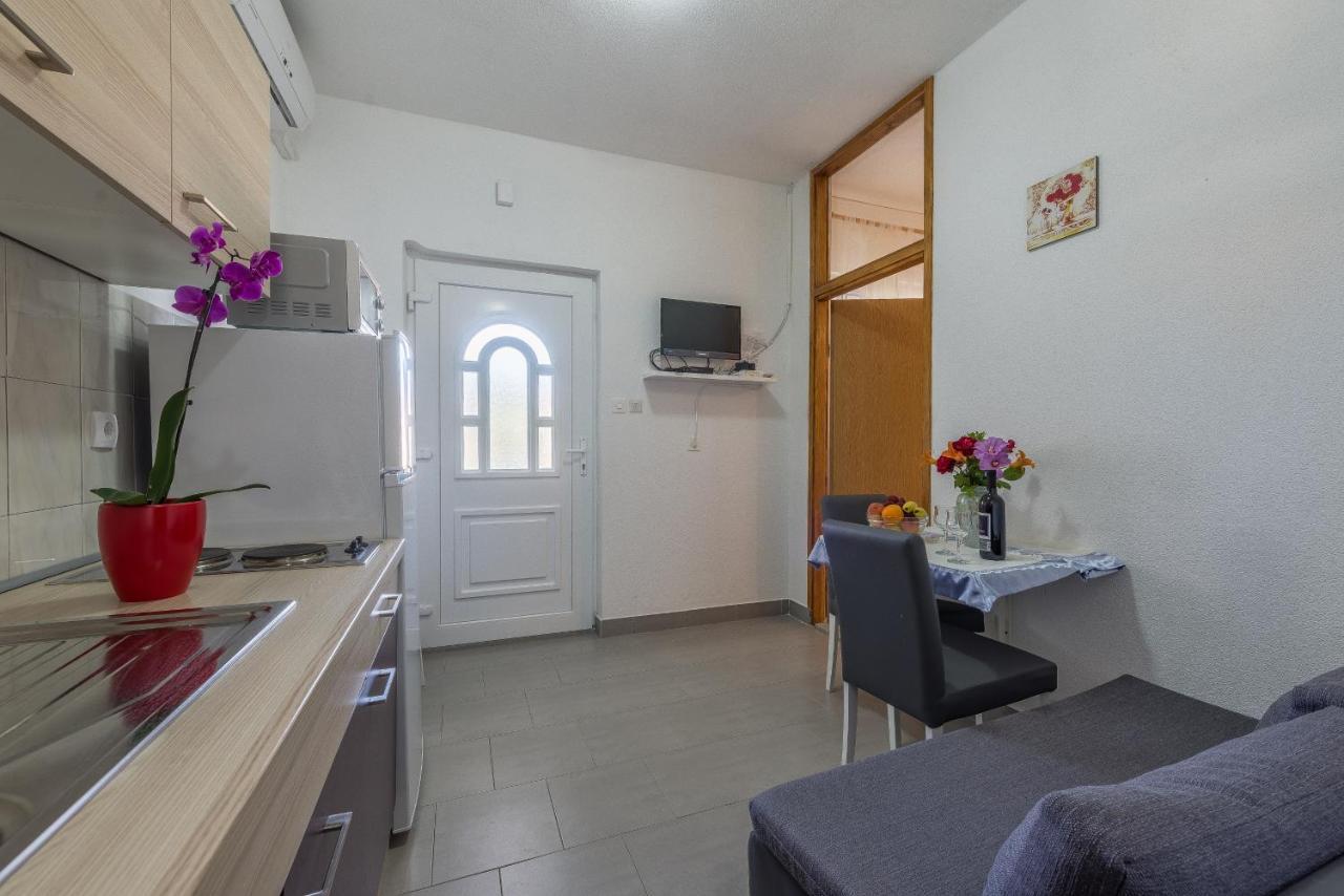 Apartmani Mlinar9 #2 ゴルニ・カリン エクステリア 写真